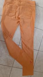 Jean stretch Esprit ocre 38 coupe slim, trendy, Vêtements | Femmes, Jeans, Enlèvement ou Envoi, Autres couleurs, Comme neuf, W30 - W32 (confection 38/40)