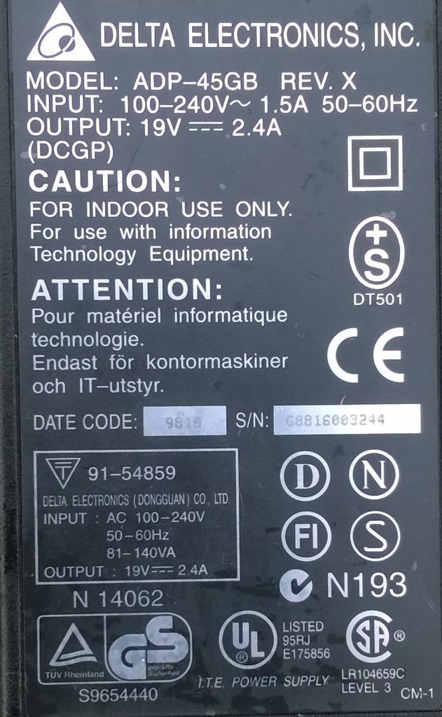 Oplader Laptop, Delta ADP-45GB, 19 Volt 2,4 A, Computers en Software, Laptop-opladers, Gebruikt, Ophalen of Verzenden