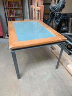 Table robuste, Maison & Meubles, Tables | Tables mange-debout, Enlèvement, Comme neuf