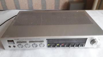 Teac A707 dc versterker