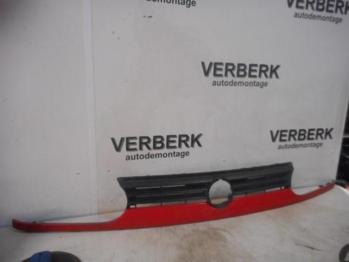 GRILLE Volkswagen Golf III (1H1) (1H6853653C), Auto-onderdelen, Carrosserie, Volkswagen, Gebruikt
