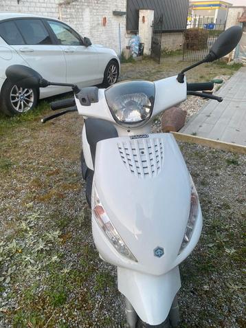 Scooter A klasse, Fietsen en Brommers, Ophalen, Zo goed als nieuw