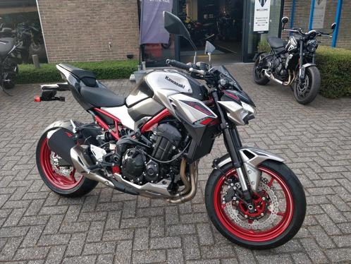 Kawasaki Z900 '23 0km nieuw, Motoren, Motoren | Kawasaki, Bedrijf, Naked bike, meer dan 35 kW, 4 cilinders, Ophalen