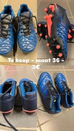 voetbalschoenen, Sport en Fitness, Voetbal, Gebruikt, Maat XS of kleiner, Schoenen, Ophalen of Verzenden