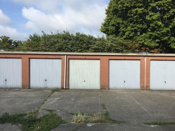 Garagebox te huur in Acht Eeuwenlaan, 2650 Edegem, 105€/mnd