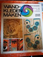 Wand kleding maken, Henriette Beukens 1973, Ophalen of Verzenden, Borduren en Naaien, Hennriette Beukeleer