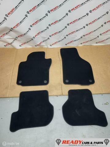 Matten set VW Scirocco III 1K1863011R MATTENSET ORIGINEEL beschikbaar voor biedingen
