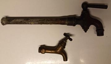 Koper kranen, antiek beschikbaar voor biedingen