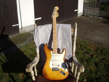 Te Koop ; Fender  USA  Stratocaster