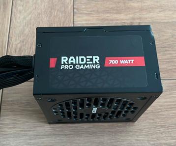 PSU - 700W Raider Pro Gaming *NIEUWSTAAT* beschikbaar voor biedingen