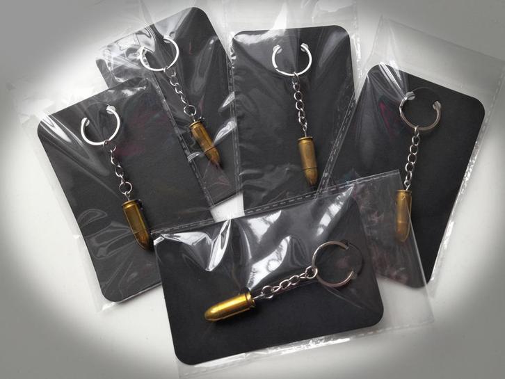 25x sleutelhangers 9mm ONKLAAR/ONSCHADELIJK, Verzamelen, Militaria | Algemeen, Landmacht, Hulzen of Bodemvondsten, Ophalen of Verzenden