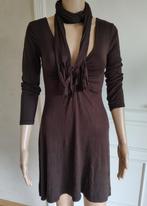 leuk kleedje met bijhorende sjaaltje, Kleding | Dames, Mutsen, Sjaals en Handschoenen, Verzenden, Zo goed als nieuw, Maat 34 (XS) of kleiner