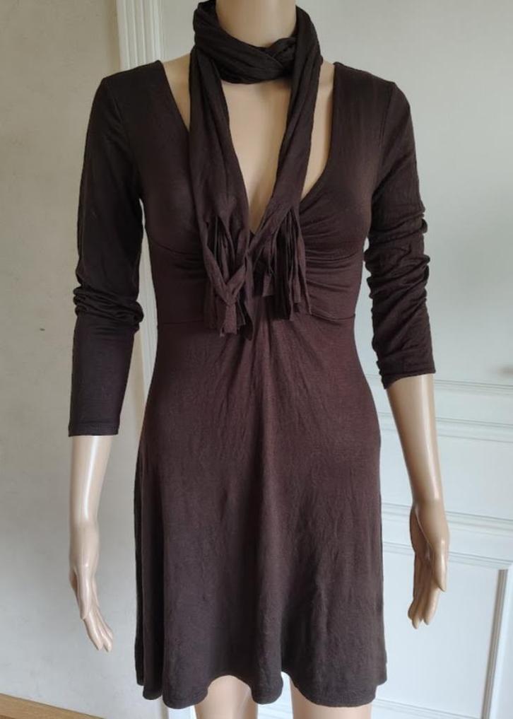 leuk kleedje met bijhorende sjaaltje, Kleding | Dames, Mutsen, Sjaals en Handschoenen, Zo goed als nieuw, Maat 34 (XS) of kleiner