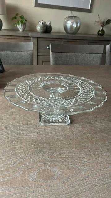 Taartschaal etagère beschikbaar voor biedingen