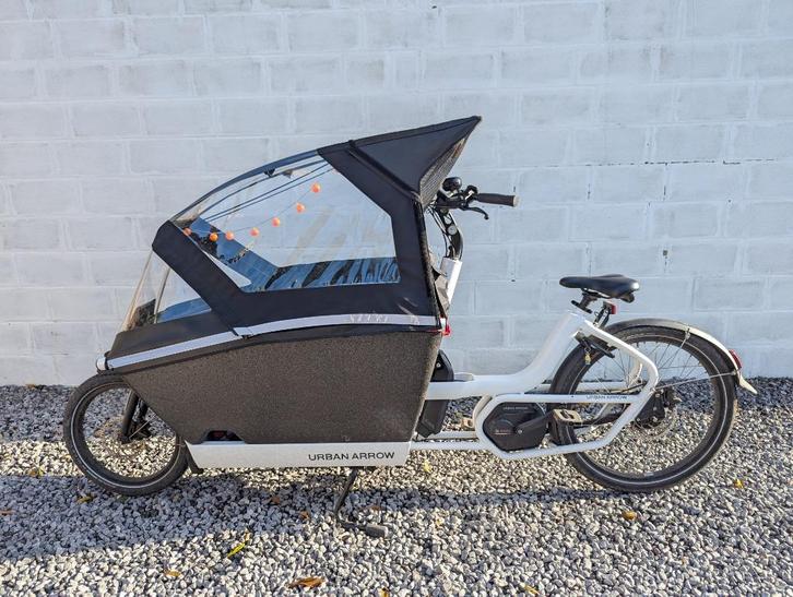 Urban Arrow Family Performance, Fietsen en Brommers, Fietsen | Bakfietsen, Gebruikt, Overige merken, 3 kinderen, Elektrisch, Huif