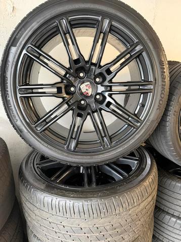 21" PORSCHE CAYENNE GTS SPORT DESIGN BLACK 295 35 21 beschikbaar voor biedingen