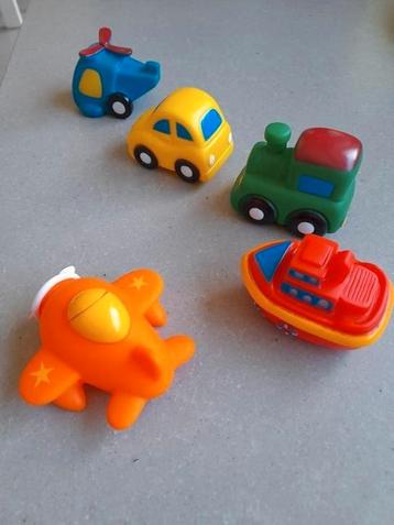 Badspeeltjes beschikbaar voor biedingen