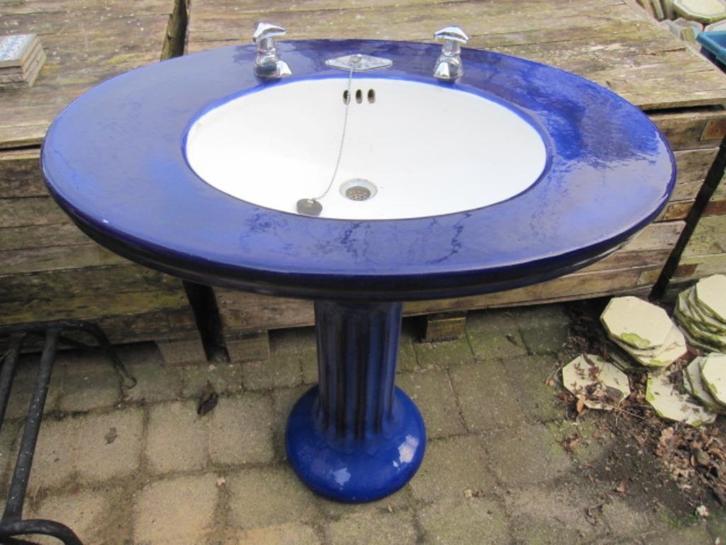Supergave art deco wastafel op zuil diep blauw/paars, Bricolage & Construction, Sanitaire, Comme neuf, Lavabo, Enlèvement