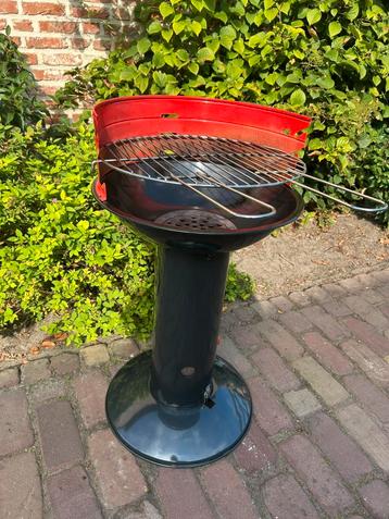 Barbeque barbeqook beschikbaar voor biedingen