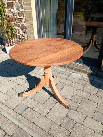 Table à manger (intérieur) beschikbaar voor biedingen