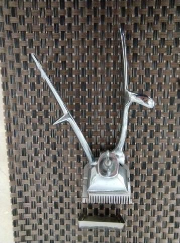Mechanisch scheerapparaat (vintage) beschikbaar voor biedingen