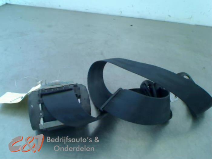 Veiligheidsgordel rechts-voor van een Renault Master, Auto-onderdelen, Interieur en Bekleding, Renault, Gebruikt, 3 maanden garantie