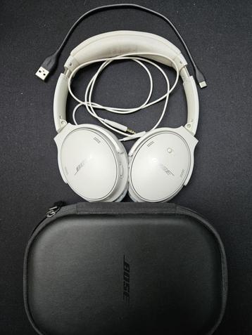 Bose QC 45 koptelefoon beschikbaar voor biedingen