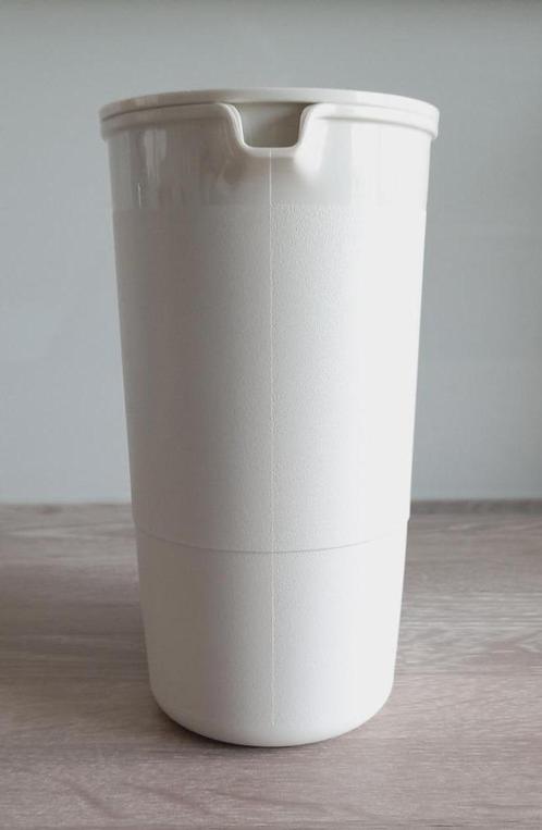 TUPPERWARE PICHET + COUVERCLE, Huis en Inrichting, Keuken | Tupperware, Zo goed als nieuw, Bak of Kom, Crème, Ophalen of Verzenden