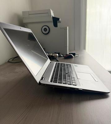 Hp Elitebook Vpro i5 Lees de aankondiging beschikbaar voor biedingen