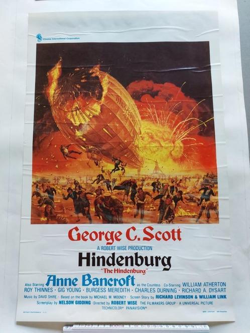 Affiche ancienne du film Le Hindenburg Zeppelin Cinema Inter, Collections, Posters & Affiches, Utilisé, Autres sujets/thèmes, Rectangulaire vertical