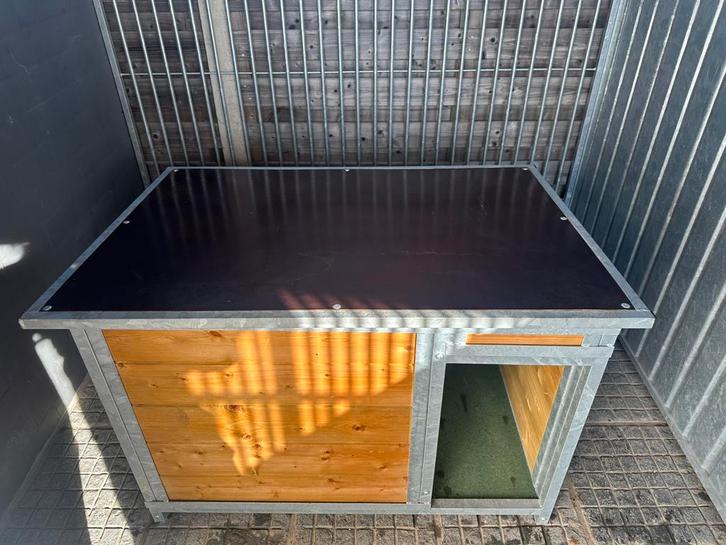 Hondenhok 2 - Hondenras: bv Mechelse Herder, Animaux & Accessoires, Maisons pour chiens, Comme neuf, Niche à chien, Enlèvement