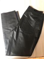 Neplederen rechte broek maat large, Enlèvement ou Envoi, Comme neuf