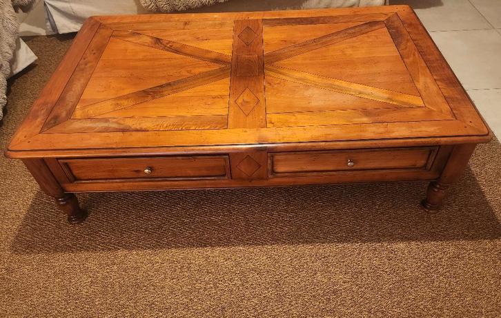 Très jolie table de salon, Maison & Meubles, Tables | Tables de salon, Comme neuf, 50 à 75 cm, 100 à 150 cm, 100 à 150 cm, Rectangulaire