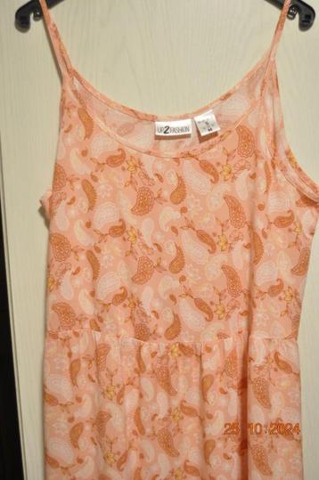 Longue robe orange et rose