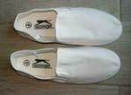 NOUVEAUX chaussons de sport - Slazenger - pointure 37, Neuf, Enlèvement ou Envoi, Slazenger, Chaussures de sport