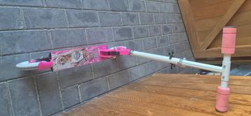 Kinderstep meisje barbie beschikbaar voor biedingen