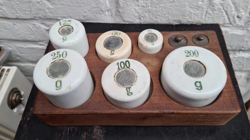 porseleinen gewichten 20-250 gr, gekeurd en gemerkt, Antiek en Kunst, Curiosa en Brocante, Ophalen of Verzenden