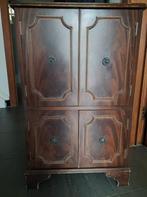 Houten commode met uitklapbare top, Ophalen
