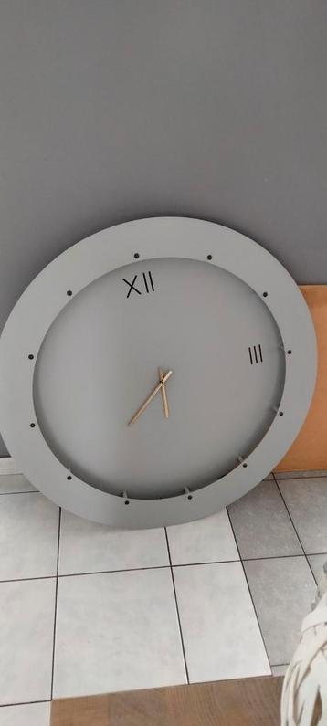 Grande horloge métal 98cm 