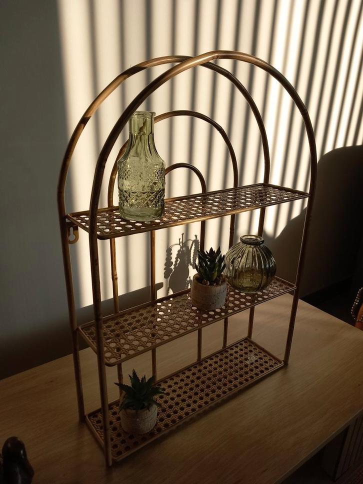 Gebogen metalen wanddecoratie. Topstaat! NEW!, Huis en Inrichting, Woonaccessoires | Wandplanken en Boekenplanken, Ophalen of Verzenden