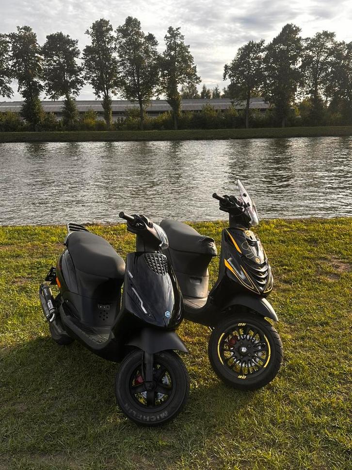zip 70cc a klasse, Fietsen en Brommers, Scooters | Piaggio, Zo goed als nieuw, Zip, Klasse A (25 km/u), Tweetakt, Ophalen