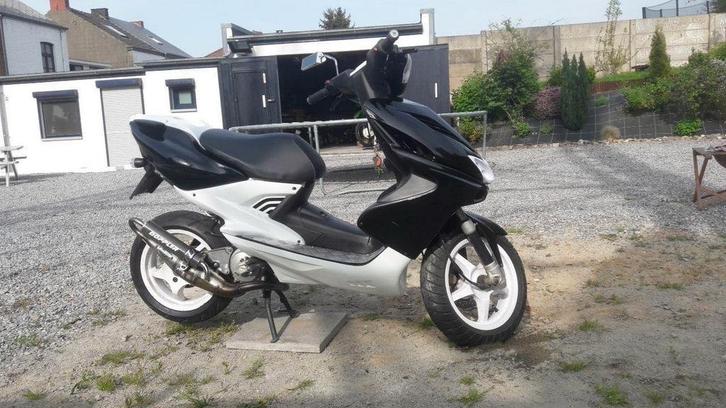 Yamaha Nitro, Vélos & Vélomoteurs, Scooters | Yamaha, Comme neuf, Enlèvement