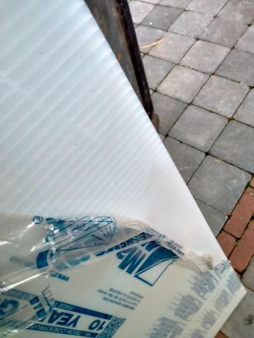 polycarbonaat platen lichtstraat  beschikbaar voor biedingen
