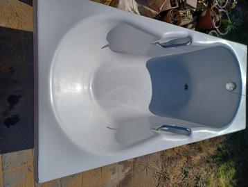 Baignoire acrylique 170x75 beschikbaar voor biedingen