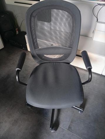 Chaise bureau  beschikbaar voor biedingen