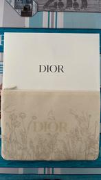 Dior pouch, Bijoux, Sacs & Beauté, Neuf