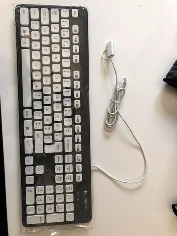Clavier logitech filaire NEUF (sous emballage), Enlèvement, Neuf, Filaire