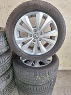 Volkswagen Golf AllSeasonset 16 Inch Origineel, Auto-onderdelen, Ophalen, Gebruikt, 16 inch, Banden en Velgen