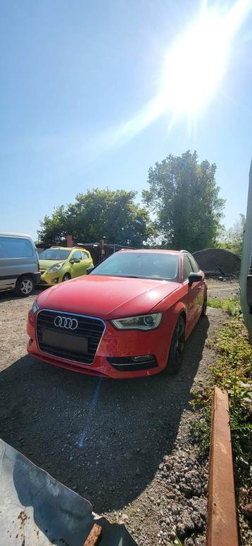AUDI A3 SPORTBACK 1600TDI  s-line FACELIFT [ACCIDENTÉE], Rouge, 6 portes, Entreprise, Boîte manuelle