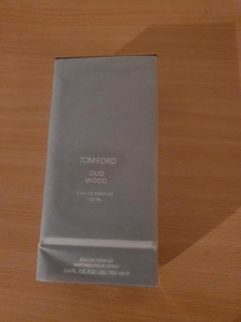 Tom Ford Oud Wood 100ml – Nieuw gesealed, Handtassen en Accessoires, Uiterlijk | Parfum, Nieuw, Ophalen of Verzenden